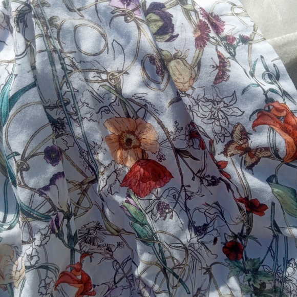 Gucci - Picture 2 of 9